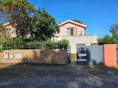 Edificio en el que se encuentra el chalet de montaña
