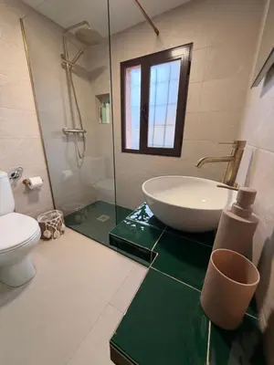 Un baño de Alcalá zona centro duplex