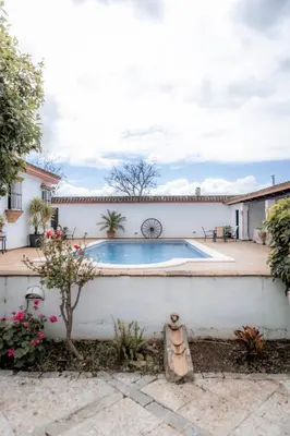 Piscina en o cerca de Finca Orate