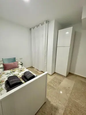 Una cocina o zona de cocina en Apartamento Azahar Centro Parking Gratis