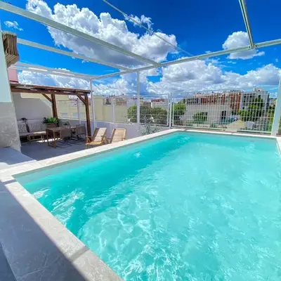 Villa with private swimming pool in Sevilla