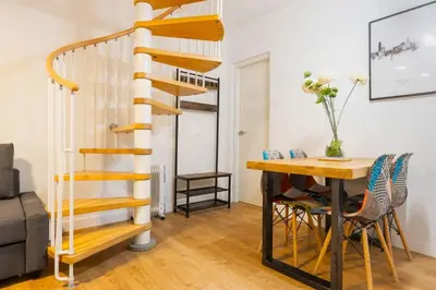 Zona de estar de Cozy Duplex - 2 Bathrooms - Historic Centre