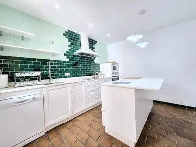 Una cocina o zona de cocina en BHost - Palace