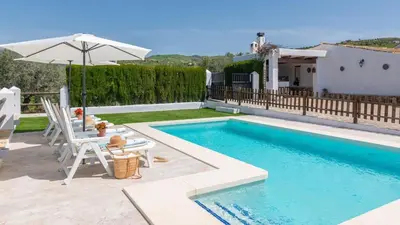 Piscina en o cerca de Cortijo Casablanca Villanueva de la Concepción by Ruralidays