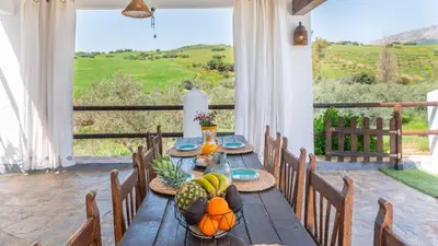 Un balcón o terraza de Cortijo Casablanca Villanueva de la Concepción by Ruralidays