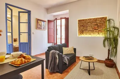 Comida en o cerca de este apartamento