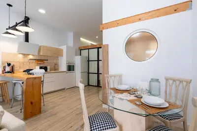 Una cocina o zona de cocina en Little Palace, jacuzzi privado
