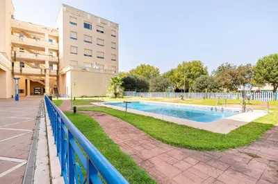 Piscina en o cerca de Lux Sevilla Palacio