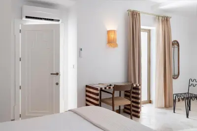 Cama o camas de una habitación en Villa con piscina privada salada, solárium y 3 dormitorios
