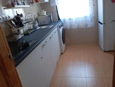Una cocina o zona de cocina en Estudio céntrico a 10 min de la Catedral