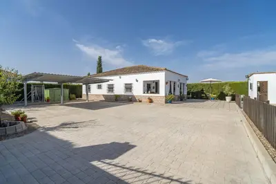 Edificio en el que se encuentra la casa o chalet
