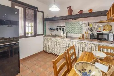 Una cocina o zona de cocina en Casa Rural Carula