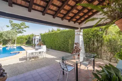 Piscina en o cerca de Casa Rural Carula
