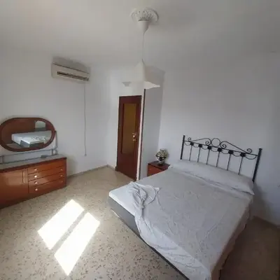 Habitación Frente al Mercadona A