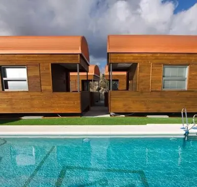 Piscina en o cerca de Casa Vagón Vía Verde de la Sierra