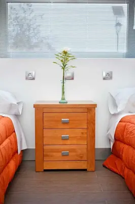 Zona de estar de Casa Vagón Vía Verde de la Sierra