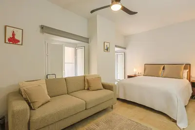 Cama o camas de una habitación en Lirios de Sevilla - Vacacional Sevilla