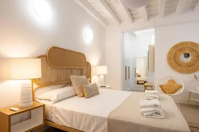 Cama o camas de una habitación en Alcazares Deluxe Suite by Valcambre