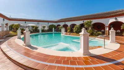 Piscina en o cerca de Casa de Mis Dos Gitanillas Villafranca de Córdoba by Ruralidays