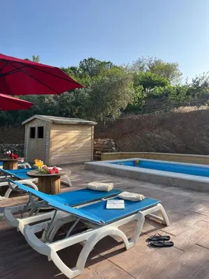 Piscina en o cerca de Casa Loire