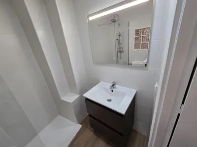 Un baño de Deluxe Alameda studio