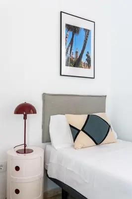 Cama o camas de una habitación en One&Lux Amador de los Ríos