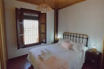 Cama o camas de una habitación en Idyllic Andalusian villa with private pool & stunning views