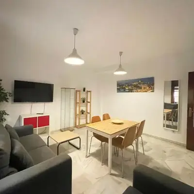 Alameda Apartments - Bajo