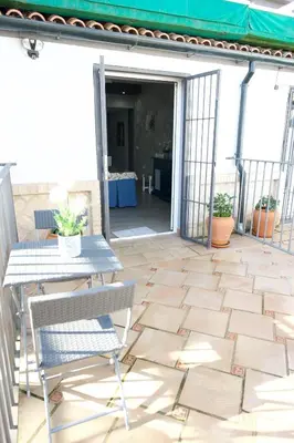 Un balcón o terraza de Apartamentos Turisticos Ilusiones 2