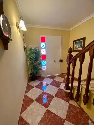 Una televisión o centro de entretenimiento en La Torre