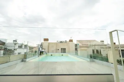Piscina en o cerca de Los Patios de Feria - Luz de Poniente