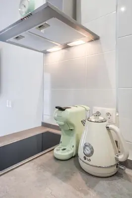 Una cocina o zona de cocina en Design Studio in Nervión, Seville bajo A1
