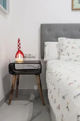 Cama o camas de una habitación en Design Studio in Nervión, Seville bajo A1