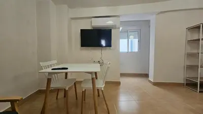 Una televisión o centro de entretenimiento en Apartamento para pareja en Jaén