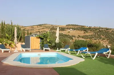 Piscina en o cerca de Casa Rural de Piedra