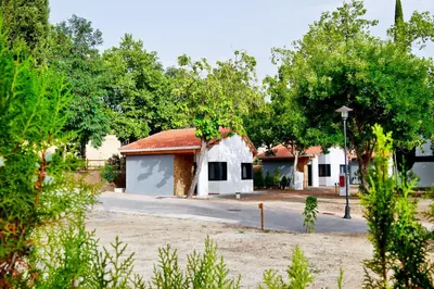 Edificio en el que se encuentra el camping