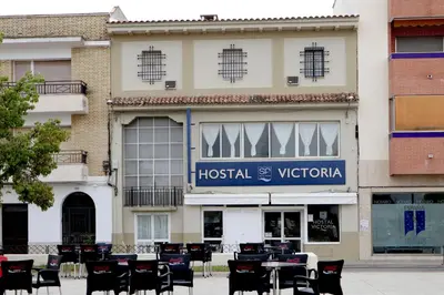 Edificio en el que se encuentra el hostal o pensión