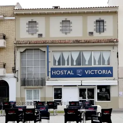 HOSTAL ViCTORiA