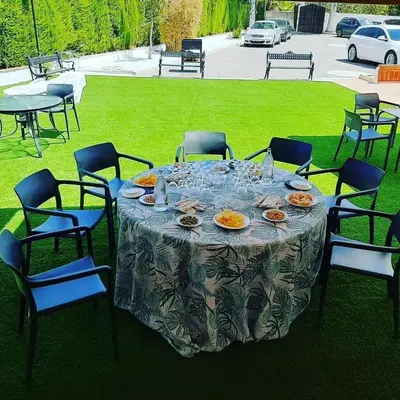 Comida en o cerca de este apartamento