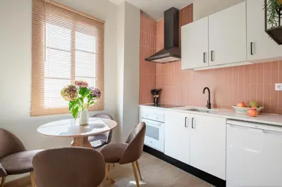 Una cocina o zona de cocina en Casa del Gitano by Época Suites