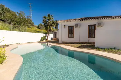 Piscina en o cerca de Villa rural con piscina en Alora
