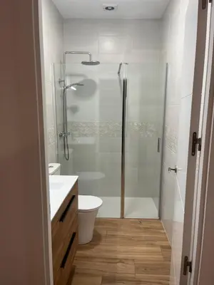 Un baño de Apartamento Deluxe Cantillana