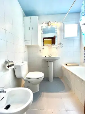 Un baño de Casa con piscina Sevilla