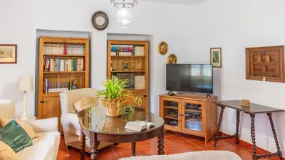 Una televisión o centro de entretenimiento en La Zaranda de Pinillos Antequera by Ruralidays