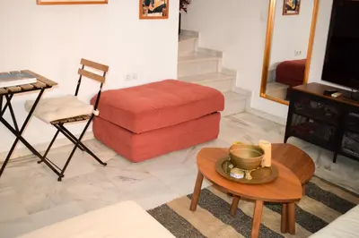 Zona de estar de Hostfy Centro, Bustos Tavera