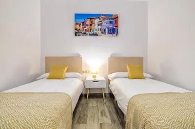 Cama o camas de una habitación en Cordoba Essence, Parking incluido junto al centro y casco histórico