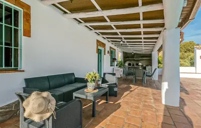Zona de estar de Stunning Home In La Puebla De Los Infan