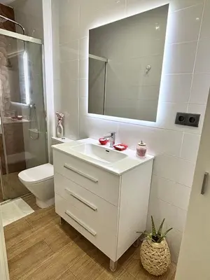 Un baño de La Cordobesa Suites