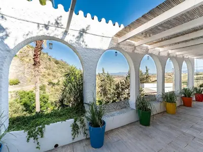 Jardín al aire libre en Yoga and Relaxation Retreat in the Heart of Nature