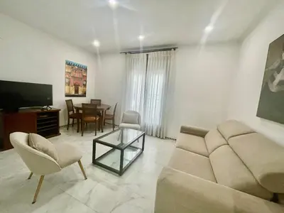 Una televisión o centro de entretenimiento en Geysotur Alcántara